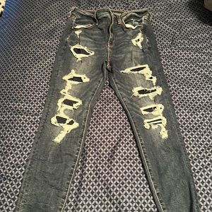 3 pairs of American Eagle jeans, lightly used.